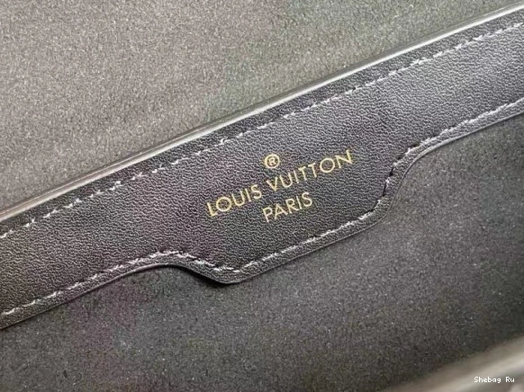 LOUIS TRUNK VUITTON PAPILLON 0812